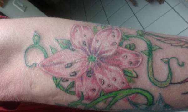 Flower tattoo tattoo