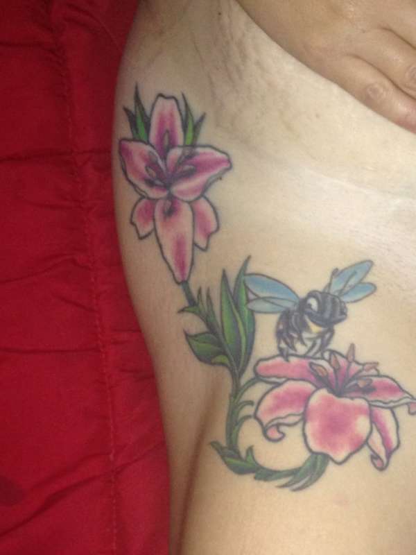 Well fed bee tattoo