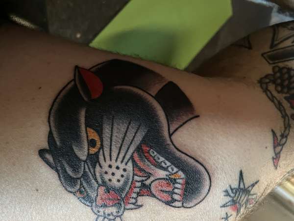 Right Knee Panther tattoo