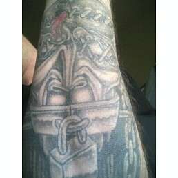 face tattoo