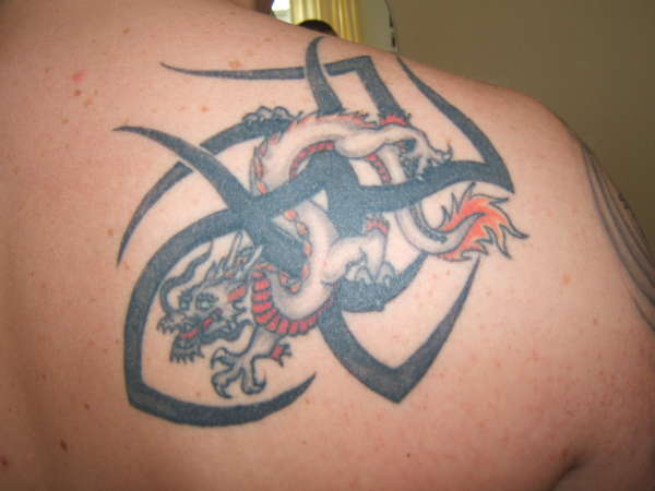 dragon on shoulder tattoo