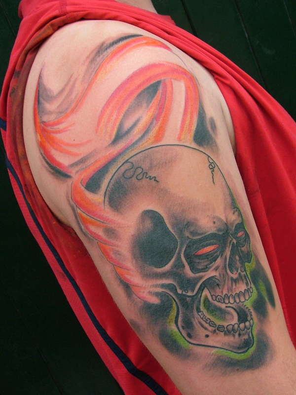 Skull with modern flame's. tattoo