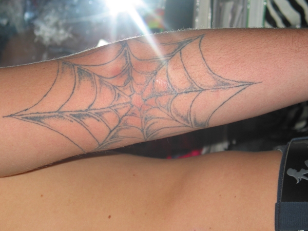 web tattoo