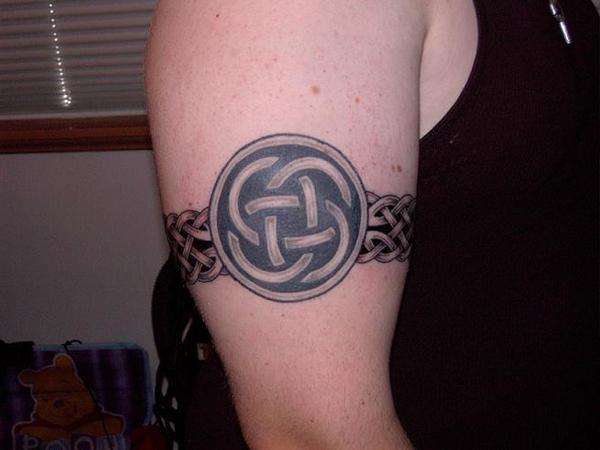 Knot Tie-In tattoo