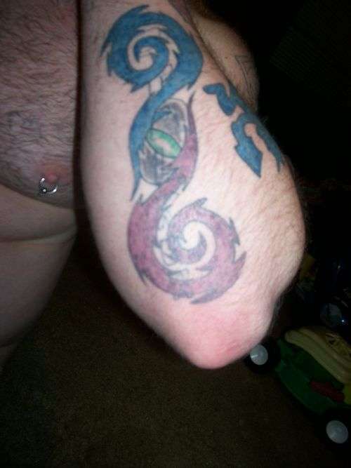 eye tattoo