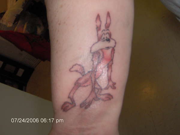 wyle e. coyote tattoo