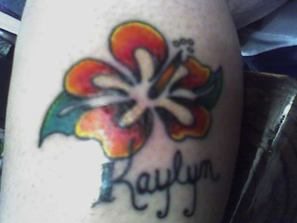 Kaylyns Hibiscus tattoo
