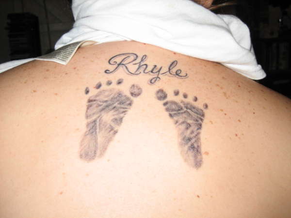 foot prints tattoo