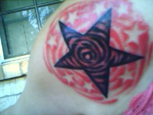 Lids star tattoo