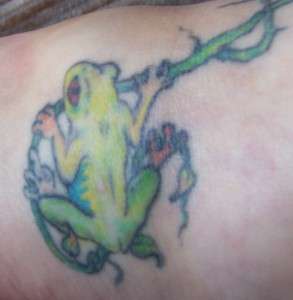 Frog on foot tattoo