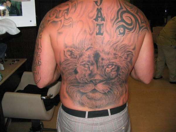 FREE-HAND LION BY PAUL BOOTH!! tattoo