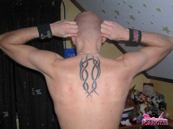 ryggtribal1 tattoo
