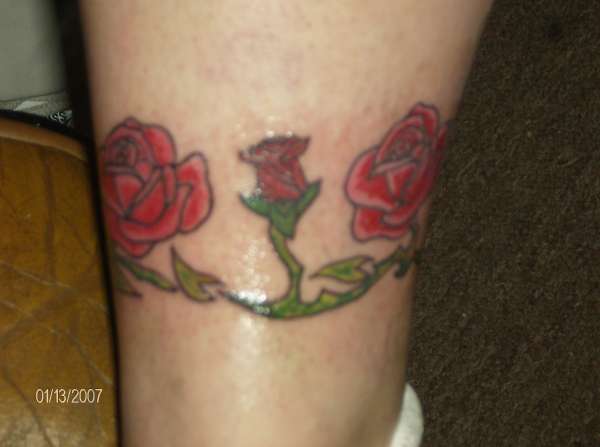 roses tattoo