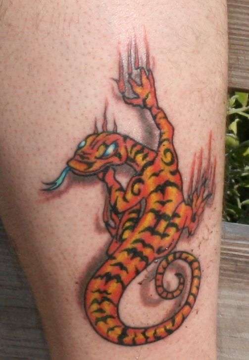 lizard tat tattoo