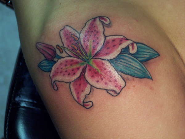 Star Glazier Lily tattoo
