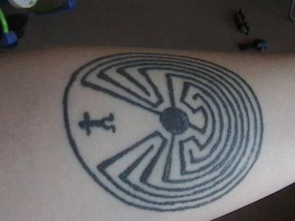 man in maze tattoo