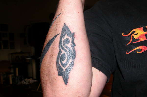 slipknot logo tattoo