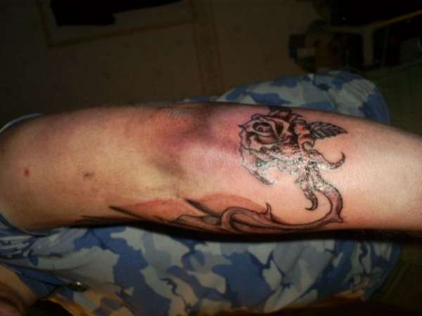 rose tattoo