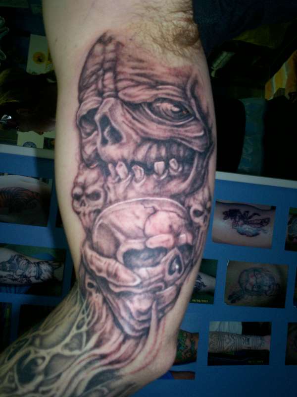 skull tattoo