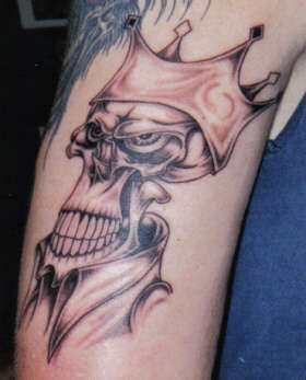 king skull tattoo