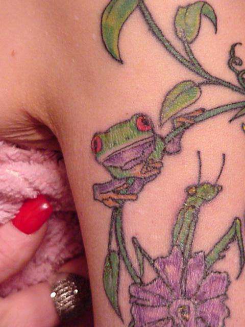 a frog tattoo