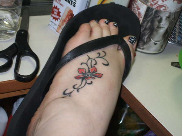 foot tat tattoo