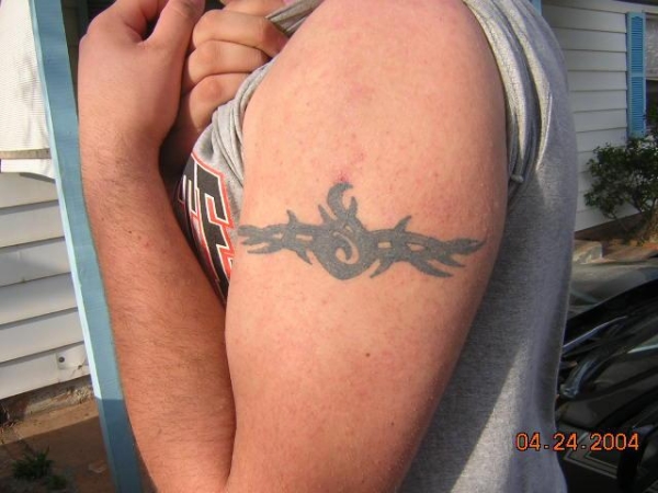 tribal arm band tattoo