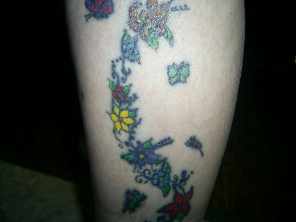 momies flowers tattoo