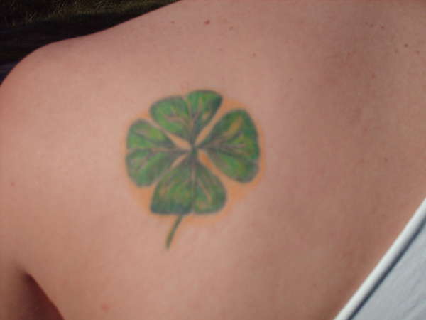 lucky clover tattoo