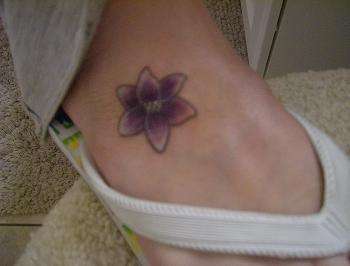 Custom Hawiian Flower tattoo