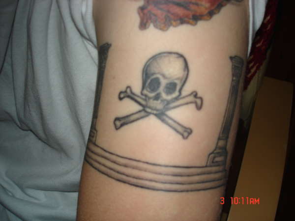 skull and bones tattoo