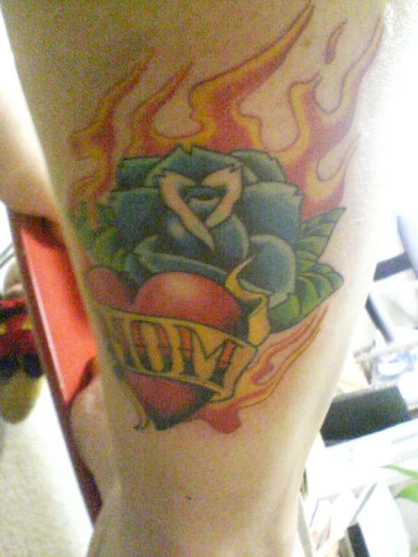 right calf- mom tattoo