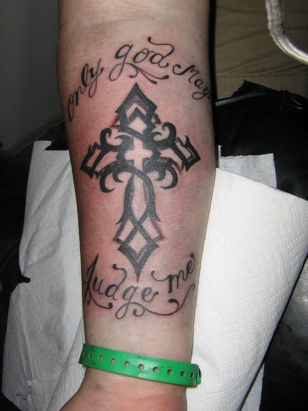 Cruz tattoo