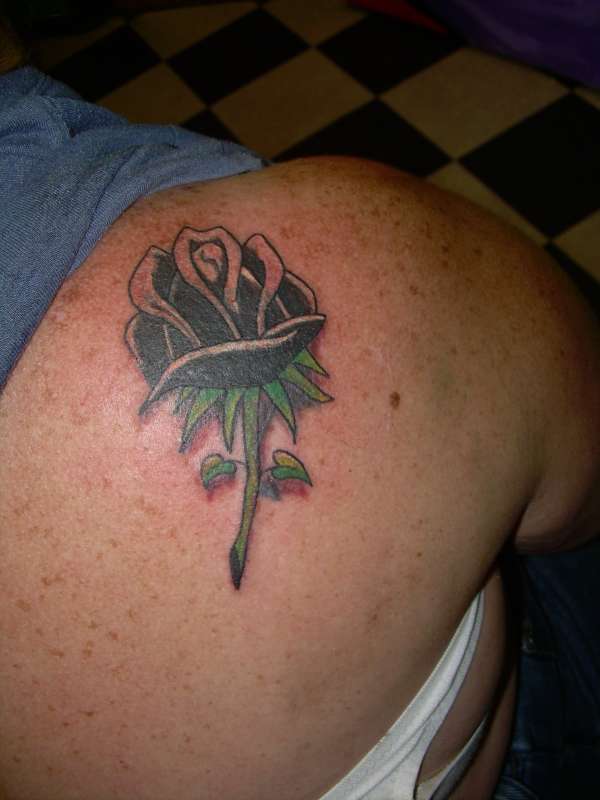 ROSE tattoo