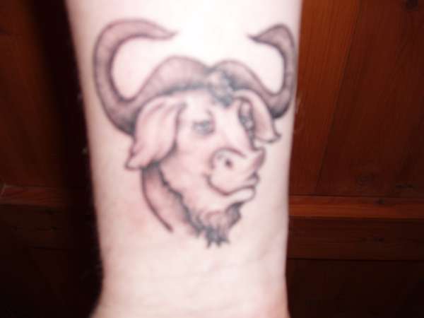 GNU Free Software Logo tattoo
