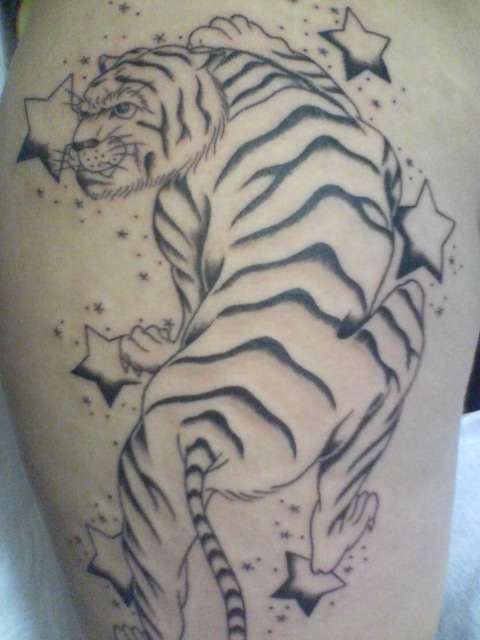 tiger outline left thigh tattoo