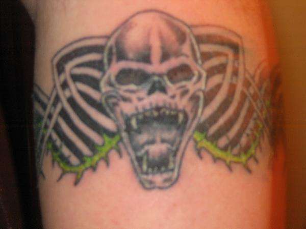 Skull celtic tribal tattoo