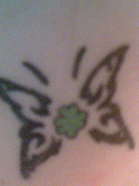 MY NEWEST TAT. ITS ON THE BACK OF MY NECK tattoo