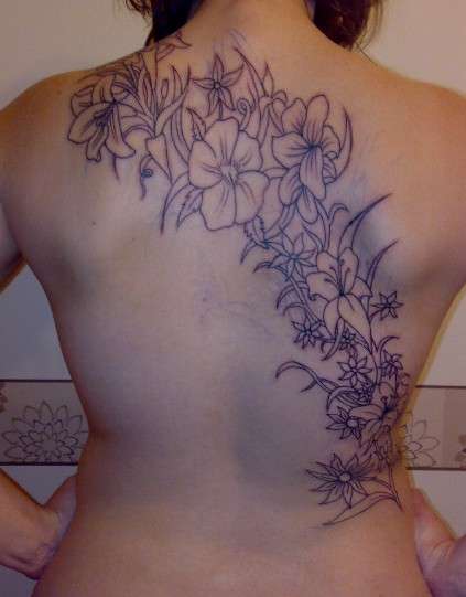 Flower back Tattoo - outline tattoo