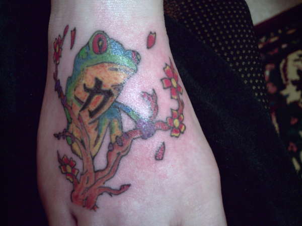 Strength frog. tattoo
