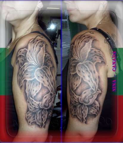 Flowes tattoo