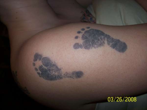 footprints tattoo