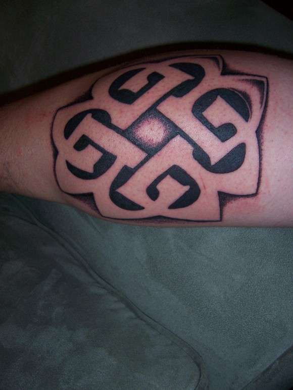 Breaking Benjamin Logo tattoo