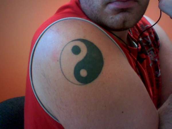 Yin-Yang basic tattoo