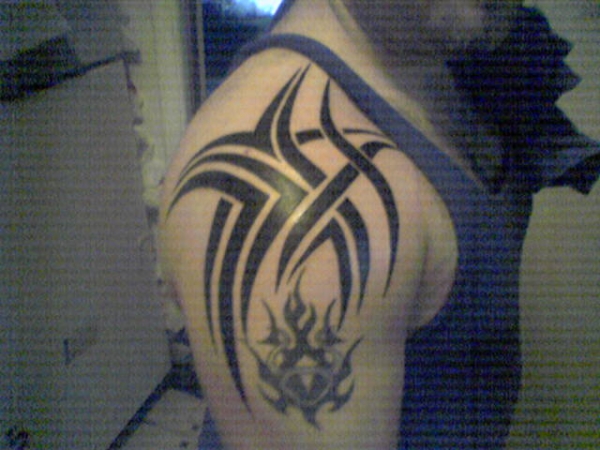 free hand tribal tattoo