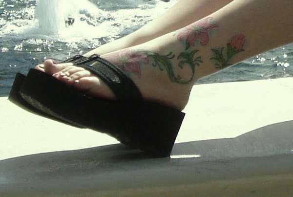 Stargazer Lily '06 tattoo