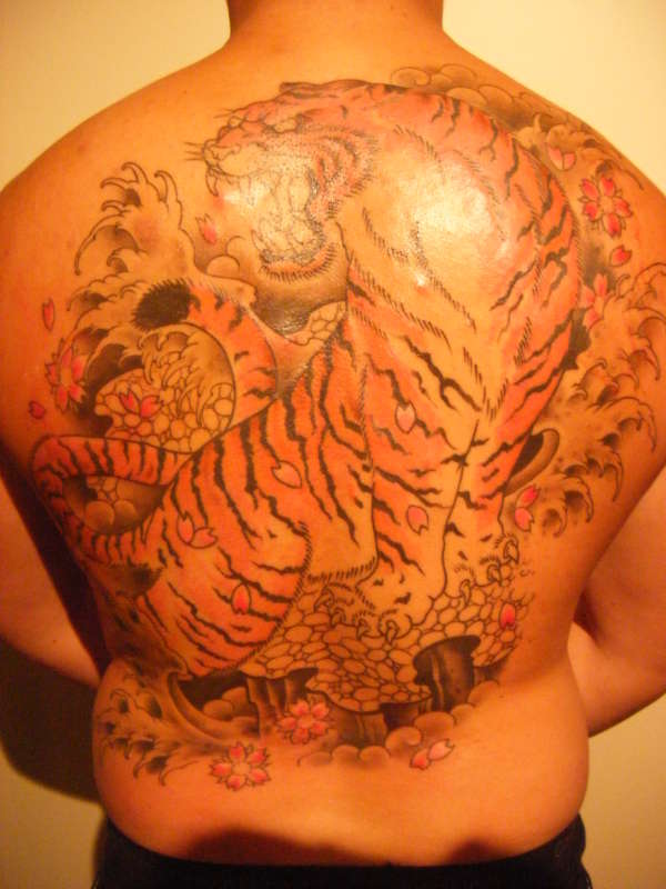 tiger flowers colour tattoo