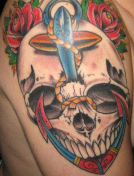anchor/skull tattoo