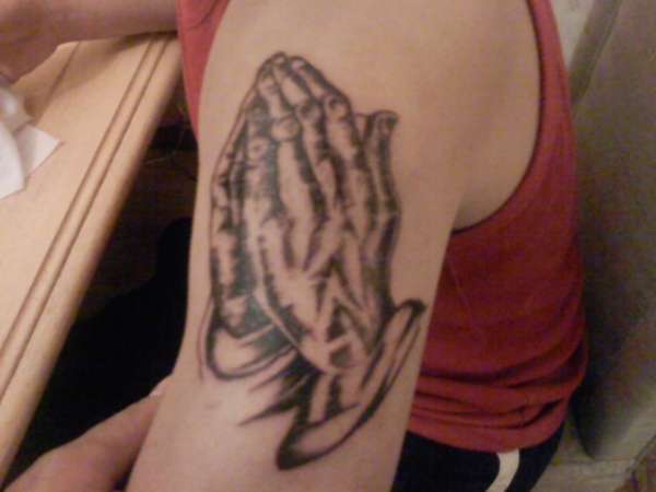 praying handz tattoo