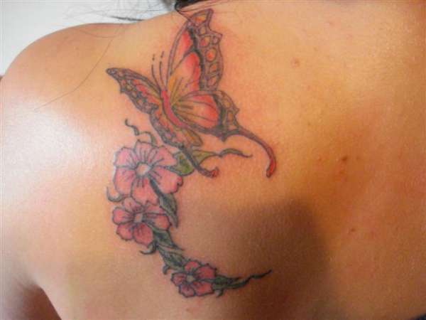 round the right way.lucys tattoo